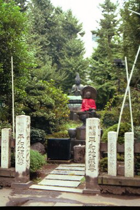 asakusa_temple1.jpg